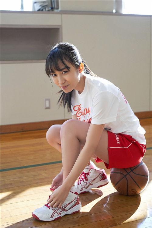 黑木光写真集《[YS-Web] 2019-03-27 Vol.840 Hikari Kuroki 黒木ひかり》高清全本[96P] 日系套图-第3张