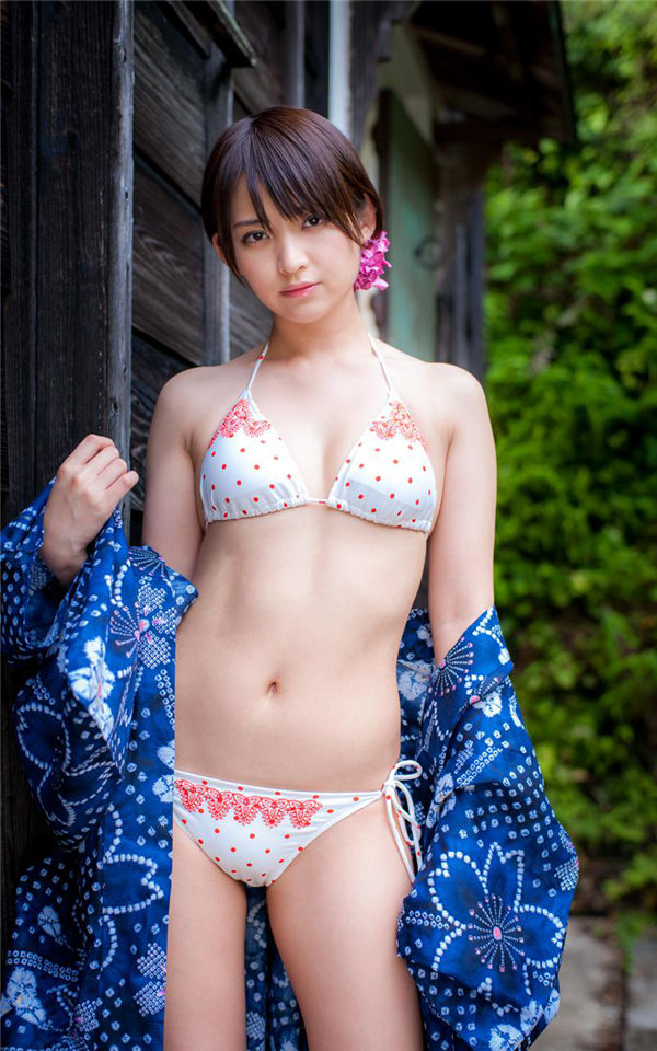 铃木咲写真集《咲とさとがえり》高清全本[43P] 日系套图-第3张