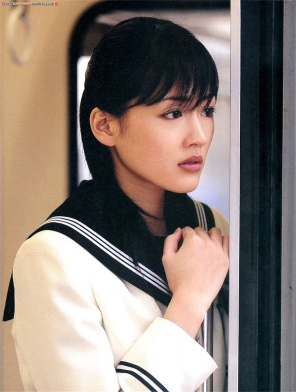 绫濑遥写真集《白夜行 PHOTO BOOK》高清全本[71P] 日系套图-第2张