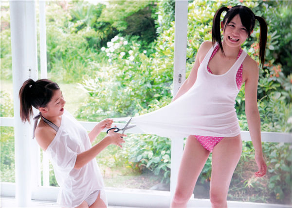 筱山纪信摄影作品《AKB48 窓からスカイツリーが見える》高清全本[154P] 日系套图-第5张