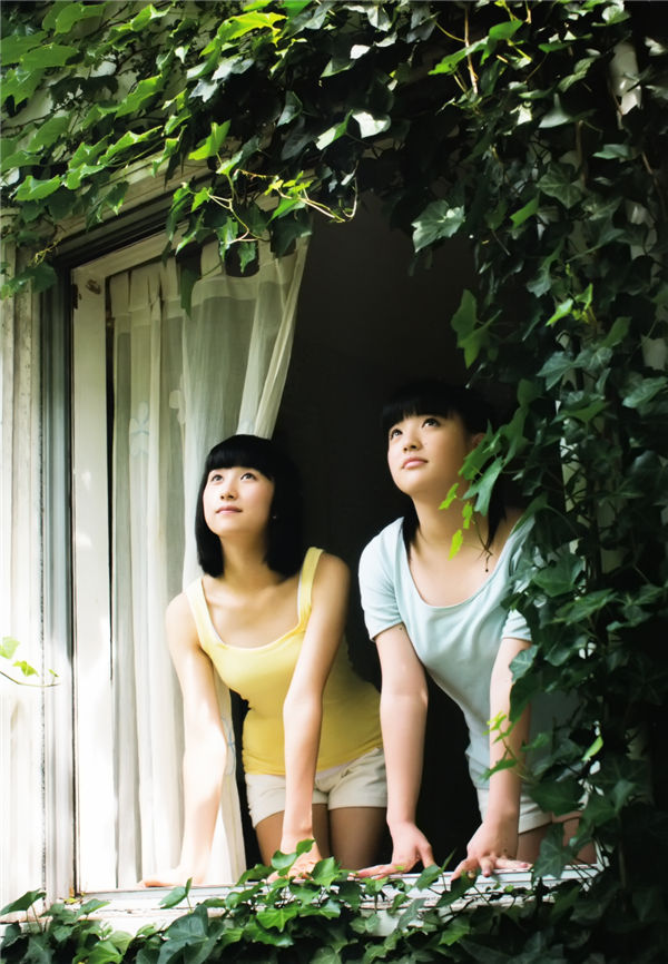 早安少女组写真集《モーニング娘。9・10期 1st official Photo Book》高清全本[97P] 日系套图-第5张