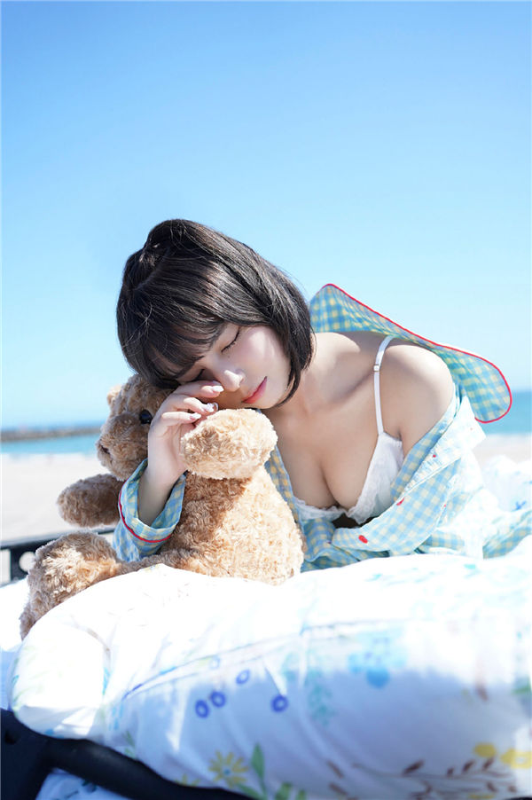 宫崎あみさ写真集《SLEEPING GIRL ～眠れる海の美少女～》高清全本[76P] 日系套图-第4张