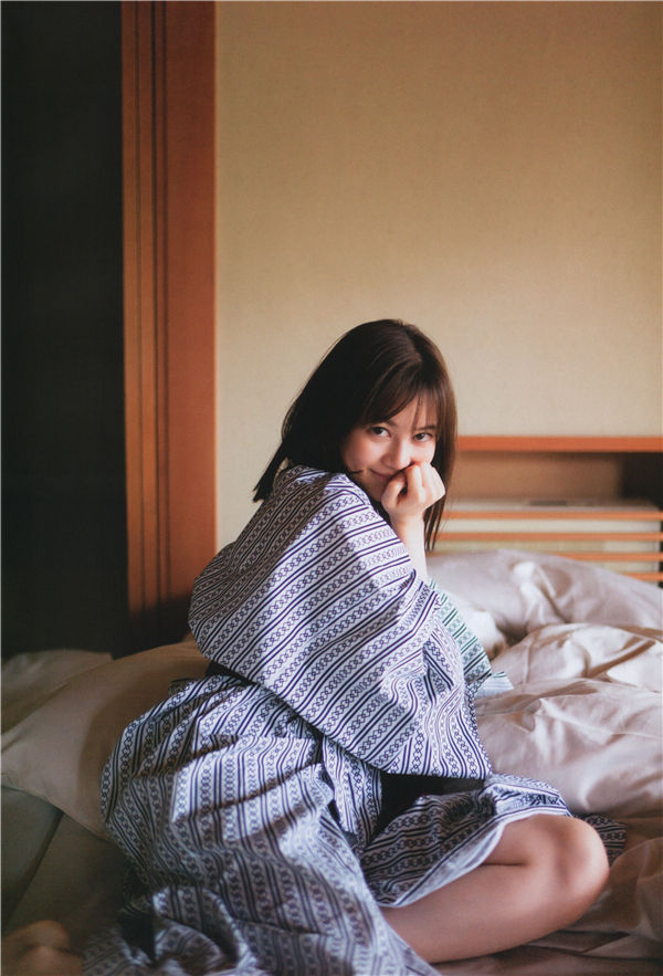 生田绘梨花写真集《生田絵梨花 乃木坂46卒業記念 メモリアルブック カノン》高清全本[145P] 日系套图-第5张