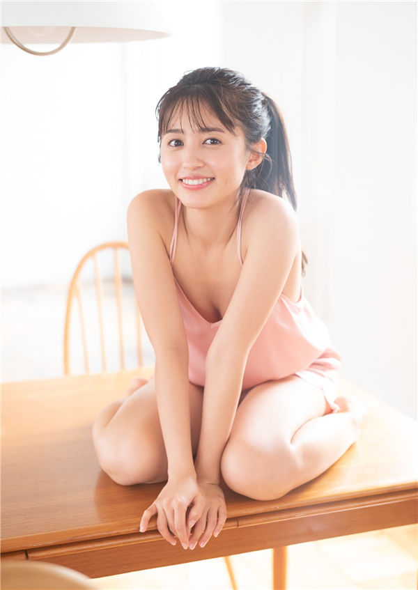 逢田梨香子写真集《おかえり》高清全本[40P] 日系套图-第4张