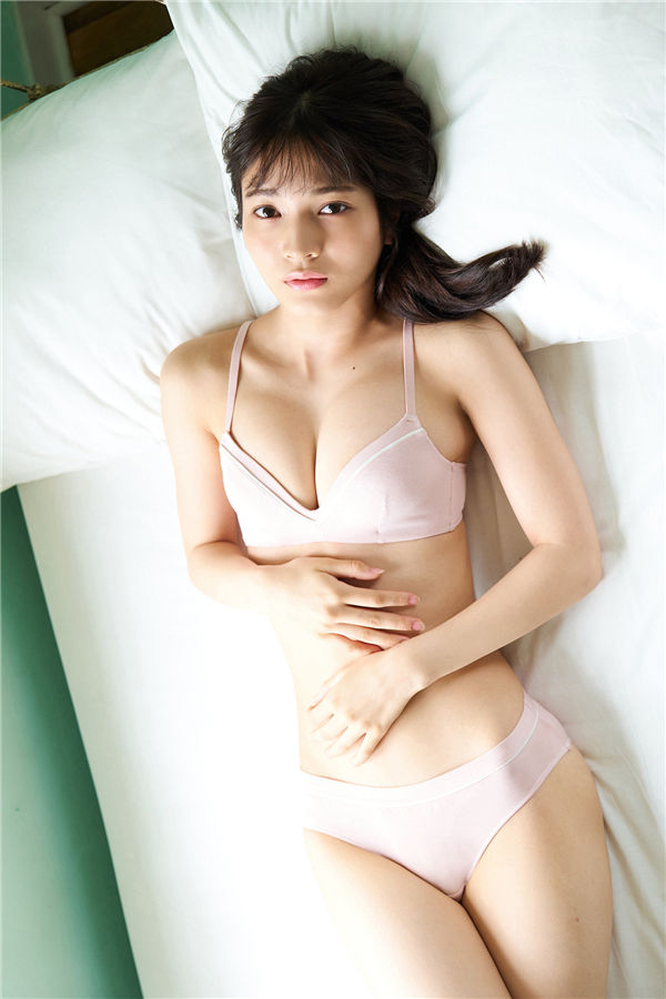 [图片4]-黑崎菜菜子写真集《18歳、原石、輝く》高清全本[85P]  清晰度：1300*1900 / 大小：107M 插图-猩猩图库-日系偶像写真集高清套图分享站