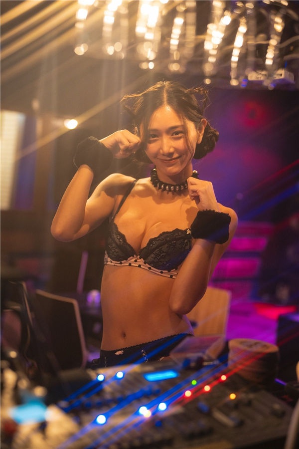 [图片5]-斋藤恭代写真集【艶めくアイドルライブ】高清全本[59P]插图-猩猩图库-日系偶像写真集高清套图分享站