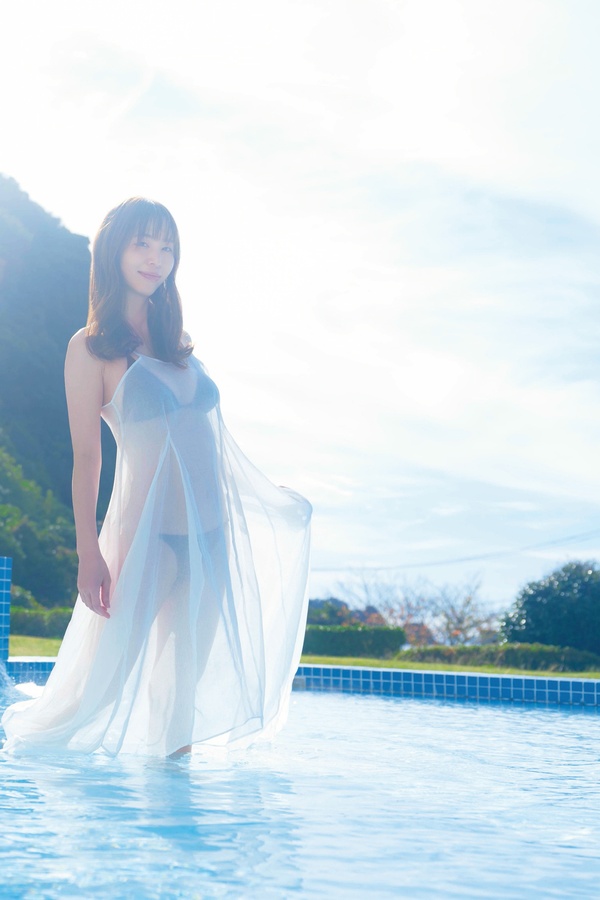 塩地美澄写真集【Pearl】高清全本[130P]