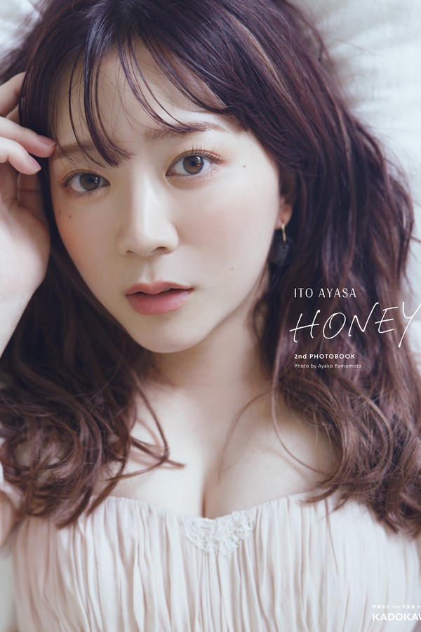 伊藤彩沙2nd写真集【HONEY】高清全本[121P]