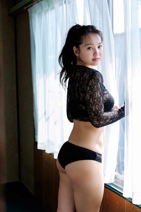 [图片7]-本乡柚巴写真集【ヤンマガアザーっす！＜YM2025年21号未公開カット＞】高清全本[56P]插图-猩猩图库