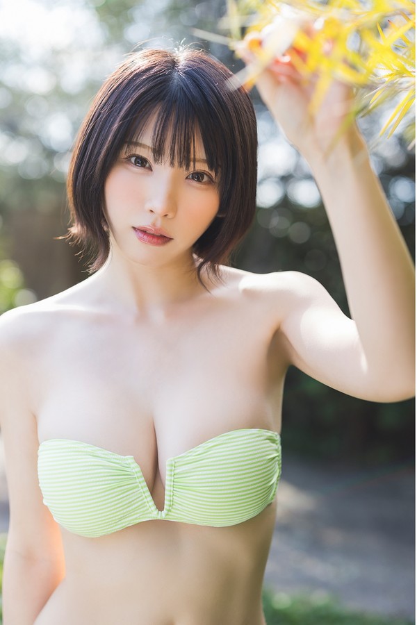 [图片5]-Enako写真集【カレンダーブック2026.4～2027.3【電子特別版】】高清全本[107P]插图-猩猩图库