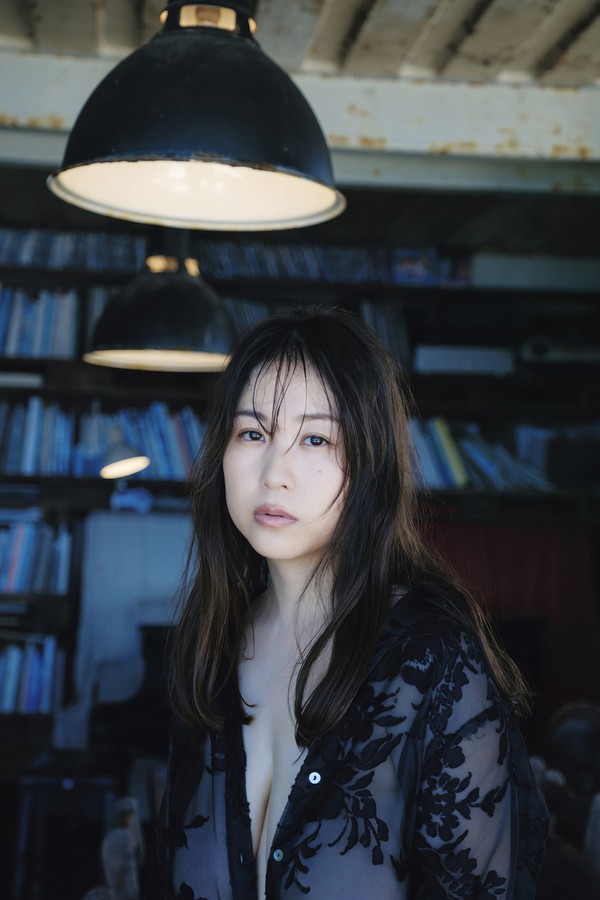 [图片5]-西田麻衣写真集【Re Mai】高清全本[100P]插图-猩猩图库