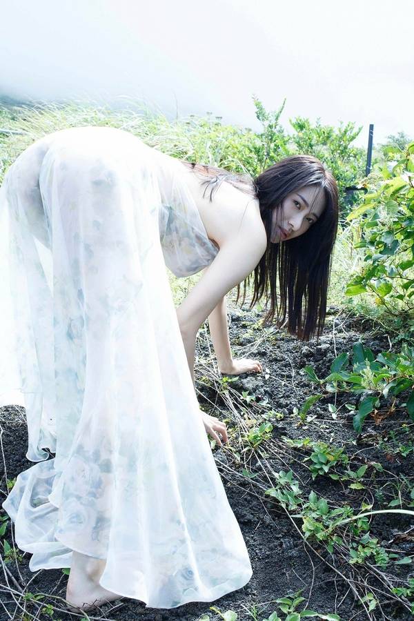 [图片4]-染谷有香写真集【赤いアルバム　激情の島】高清全本[60P]插图-猩猩图库