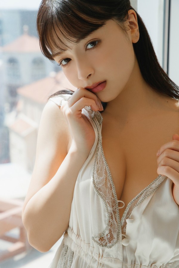[图片2]-百濑茉莉奈写真集【エリマリ姉妹1st写真集 fericire オール未公開Edition】高清全本[187P]插图-猩猩图库