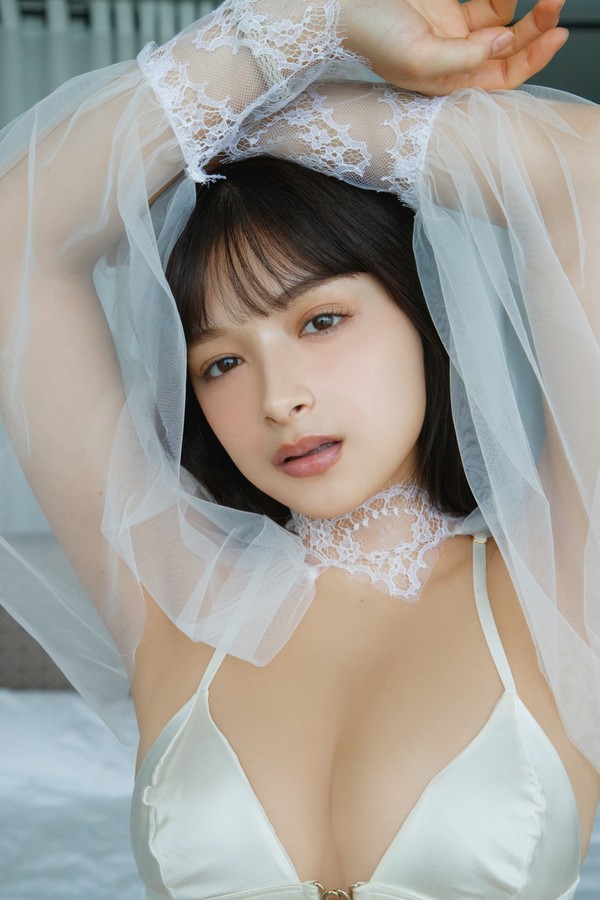 [图片3]-百濑茉莉奈写真集【エリマリ姉妹1st写真集 fericire オール未公開Edition】高清全本[187P]插图-猩猩图库