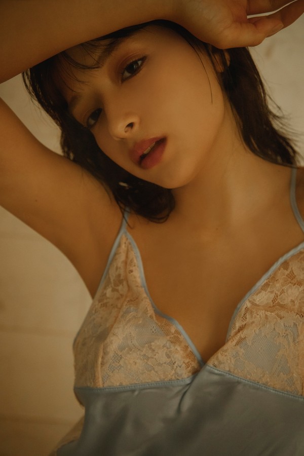 [图片7]-百濑茉莉奈写真集【エリマリ姉妹1st写真集 fericire オール未公開Edition】高清全本[187P]插图-猩猩图库