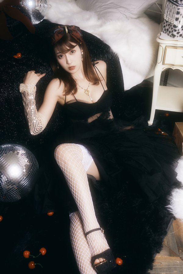 [图片5]-阿部夏树写真集【XOXO】高清全本[48P]插图-猩猩图库