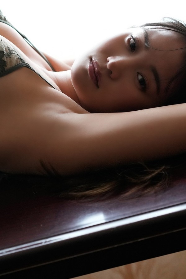 [图片6]-永尾玛利亚写真集【情欲の魔性ボディ】高清全本[154P]插图-猩猩图库